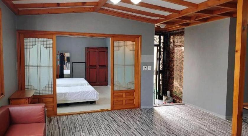 Emerald Ace Hotel Jeju Exterior photo